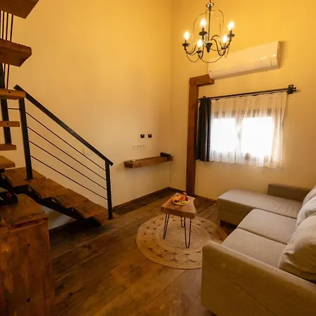 Enki Suess Отель