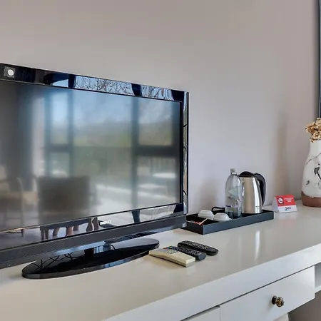 Enki Suess Alaçatı