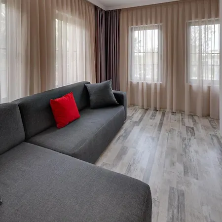Enki Suess Alaçatı