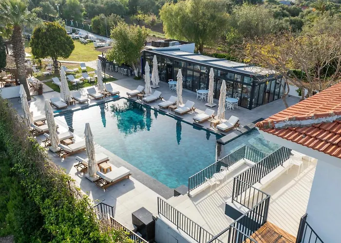 Enki Suess Alaçatı